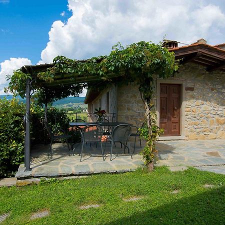 Agriturismo Podere La Casaccia Poppi Bagian luar foto