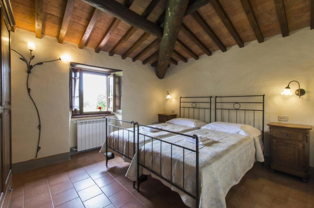 Agriturismo Podere La Casaccia Poppi Bagian luar foto