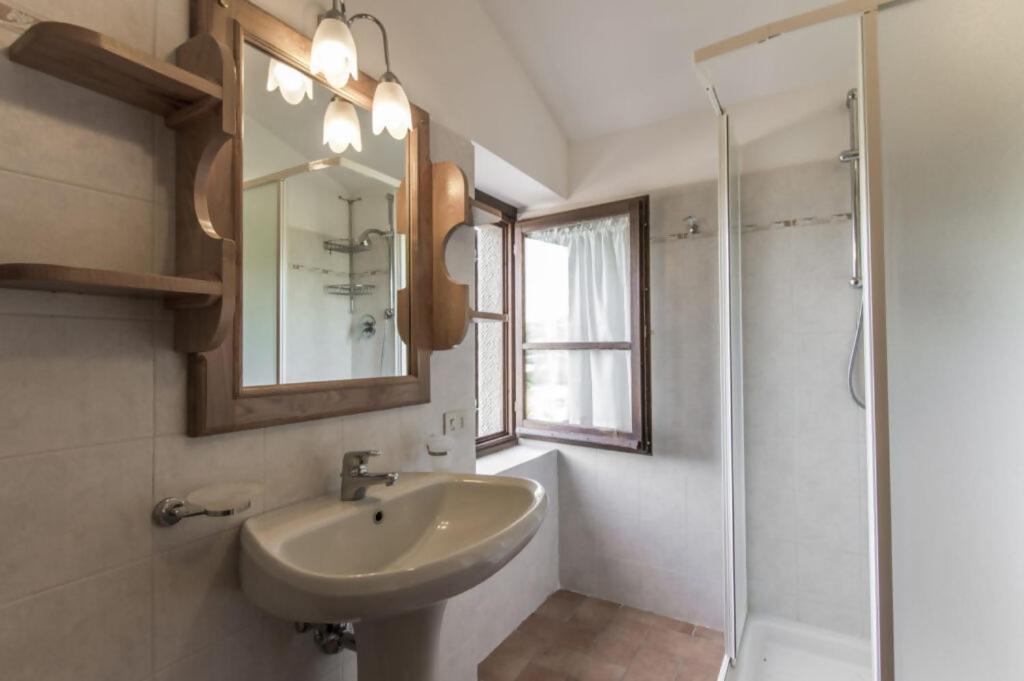 Agriturismo Podere La Casaccia Poppi Bagian luar foto
