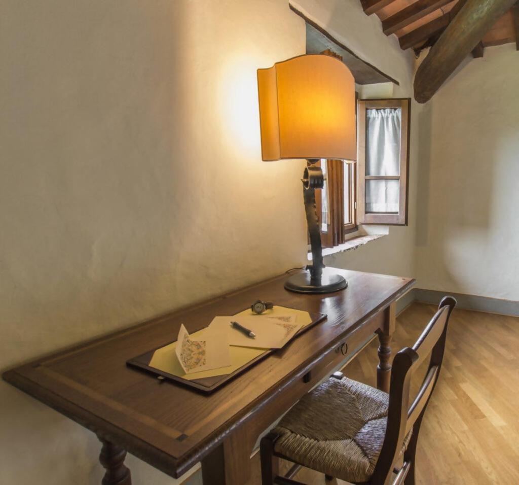 Agriturismo Podere La Casaccia Poppi Bagian luar foto