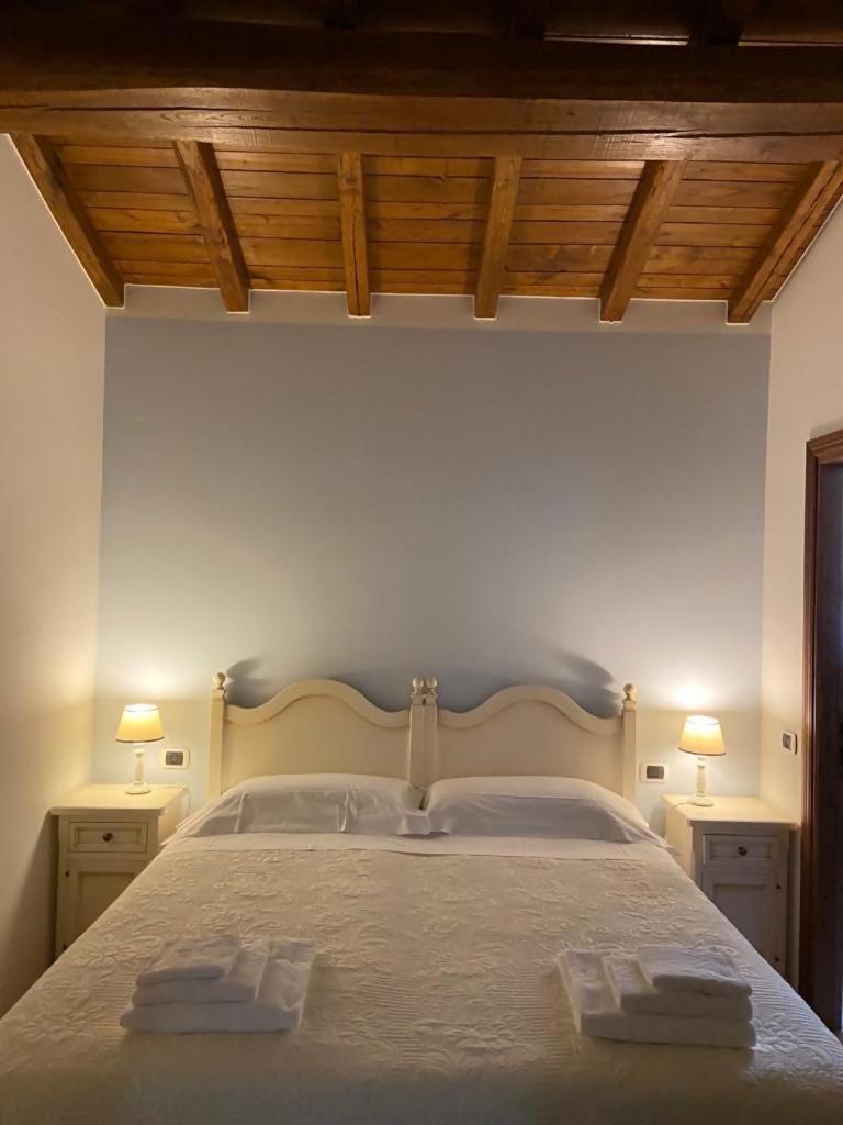 Agriturismo Podere La Casaccia Poppi Bagian luar foto